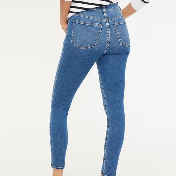 J crew cadet navy 9" mid-rise skinny jean in signature stretch+ - Picture 3 of 9